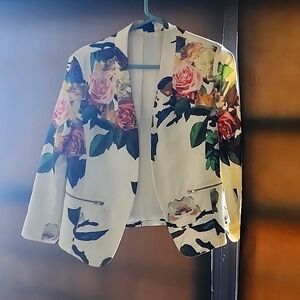 Cute Crop jacket needs minor care from storage move.